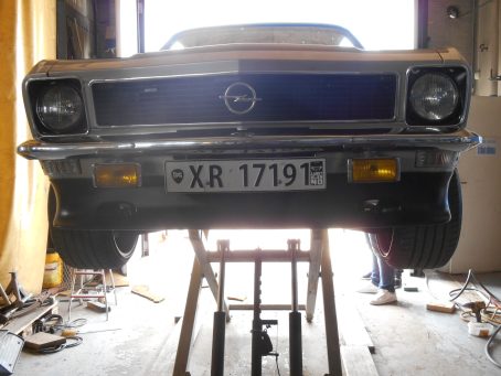 Opel Ascona A71-75 Spoiler med runt luftintag Kamei - Bild 3